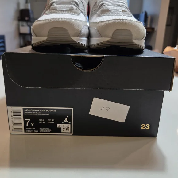 Nike Air Max White, Red And Gray Sneakers - Women's 8.5 / Youth 7 - Picture 8 of 8